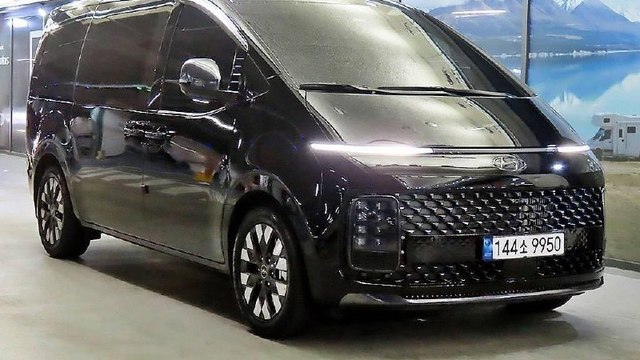 Купить ⁠⁠⁠⁠Hyundai Staria ⁠⁠Lounge INSPIRATION 2021 полный привод в Москве