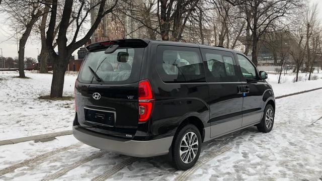 Купить микроавтобус Хюндай Старекс 4wd в Москве 2019 г.