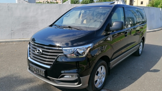 Купить микроавтобус Hyundai Grand Starex ⁠⁠URBAN ⁠SPECIAL 4wd в Москве