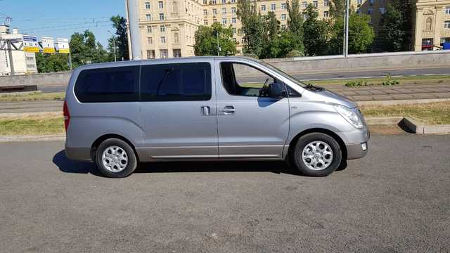 Купить микроавтобус Хундай Н-1 в Москве