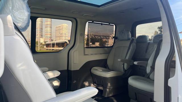 Купить ⁠⁠⁠⁠Hyundai Staria ⁠⁠Lounge INSPIRATION 2021 полный привод в Москве