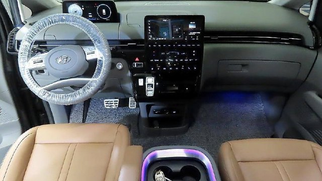 Купить ⁠⁠⁠⁠Hyundai Staria ⁠⁠Lounge INSPIRATION 2021 полный привод в Москве