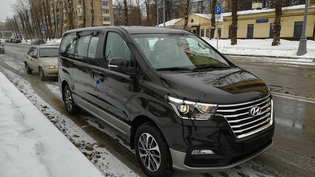 Купить микроавтобус Хюндай Старекс 4wd URBAN EXCLUSIVE в Москве 2019 г.