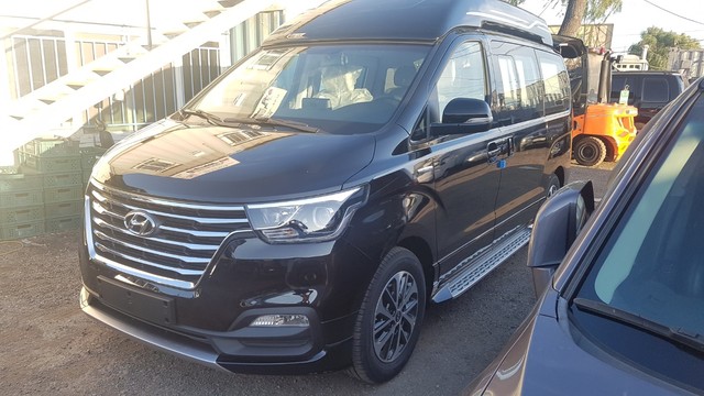 Заказать Хёндай Старекс URBAN LIMOUSINE 4wd в Москве