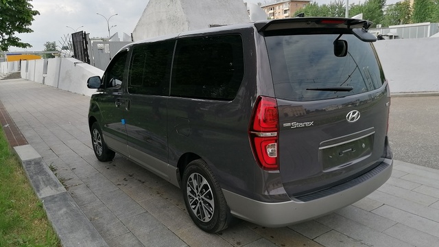 Купить микроавтобус Хендай Старекс 4wd в Москве 2020 г.