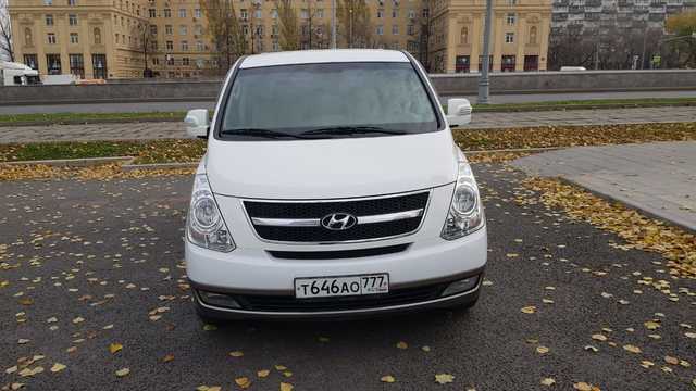 Микроавтобус Хундай Старекс в Москве
