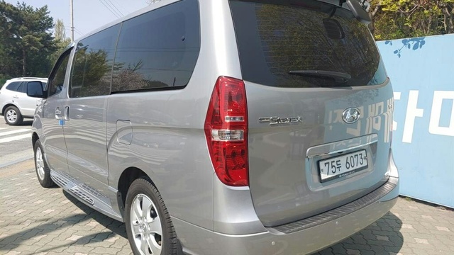 Заказать Хендай Старекс URBAN SPECIAL 4wd в Москве