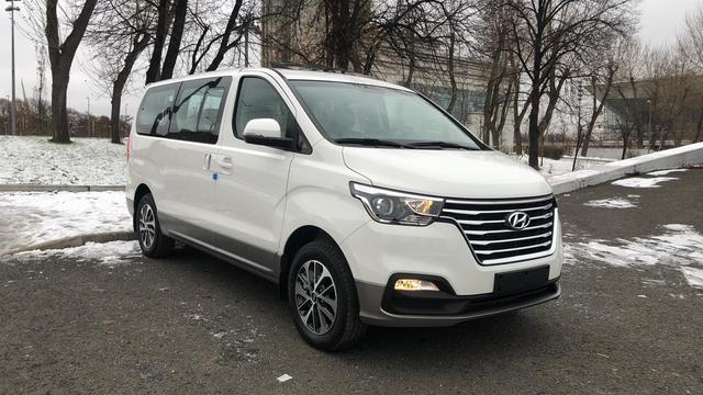 Купить микроавтобус Старекс 4wd в Москве