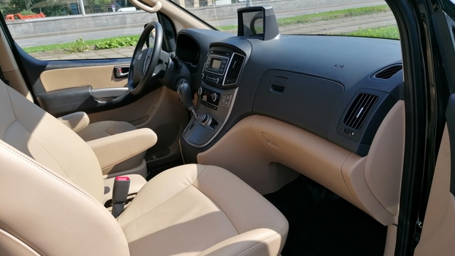 Микроавтобус Hyundai Grand Starex ⁠⁠URBAN ⁠SPECIAL 4wd в Москве 2019